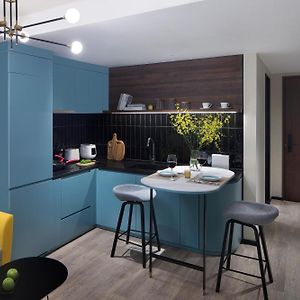 Studio Deluxe